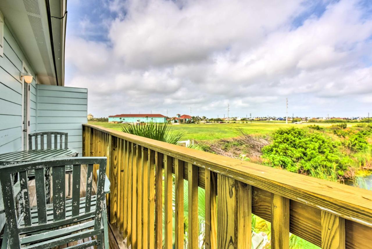 Spacious Port Aransas Condo Near Beach And Golfing Exterior photo